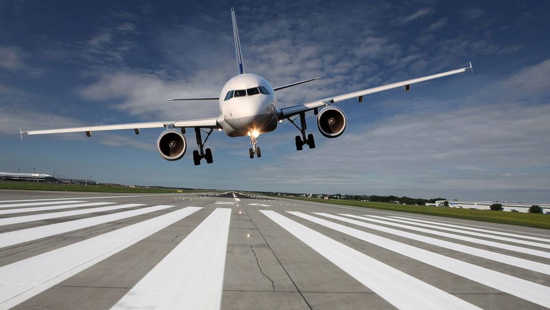Avion-turism-sursa-FB-ANAT
